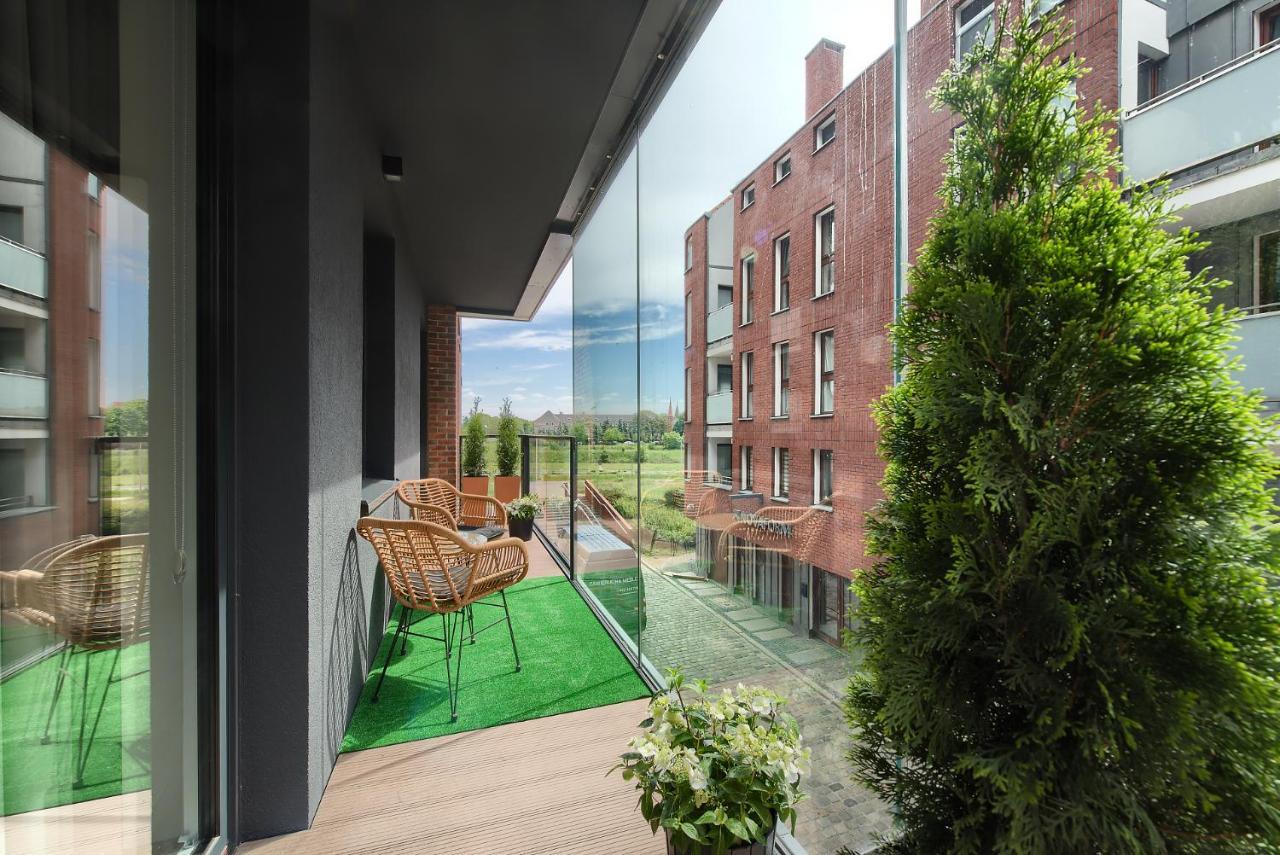 Zentrum II Apartament Parking By Impero Poznan Dış mekan fotoğraf