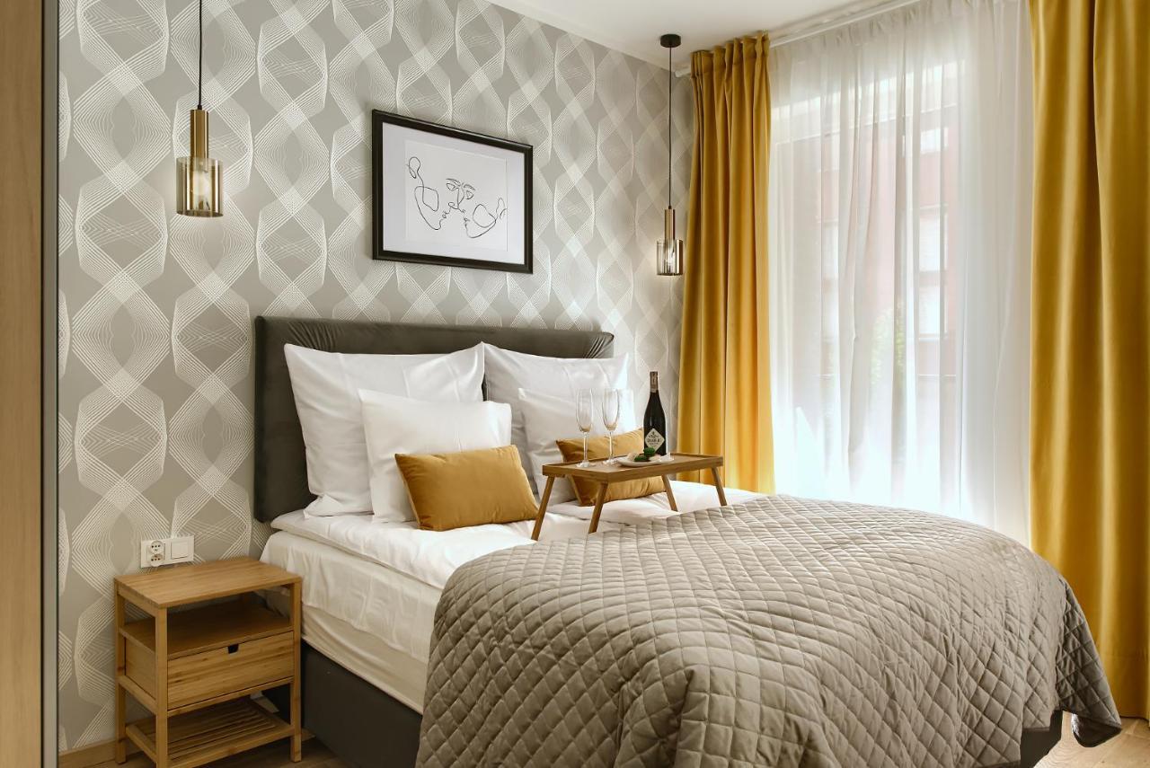Zentrum II Apartament Parking By Impero Poznan Dış mekan fotoğraf