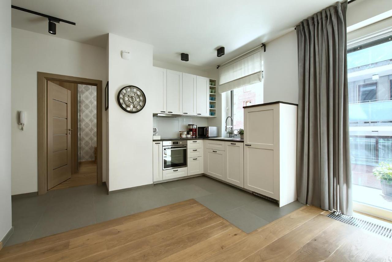 Zentrum II Apartament Parking By Impero Poznan Dış mekan fotoğraf