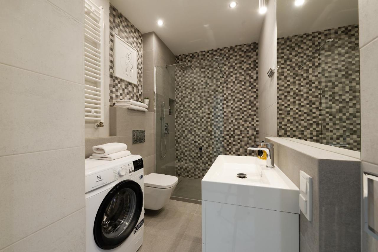 Zentrum II Apartament Parking By Impero Poznan Dış mekan fotoğraf